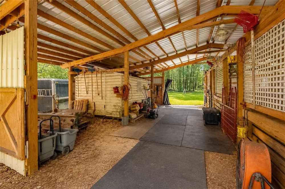 15970 NW 53RD STREET Morriston, FL 32668