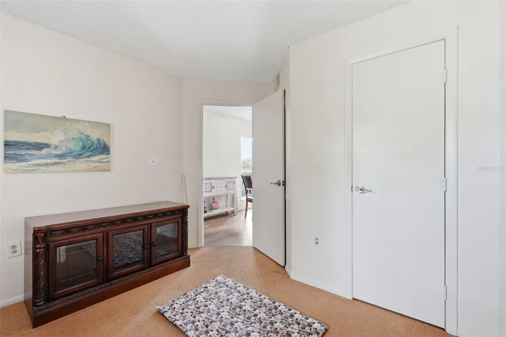 115 112TH AVENUE NE #726 St Petersburg, FL 33716