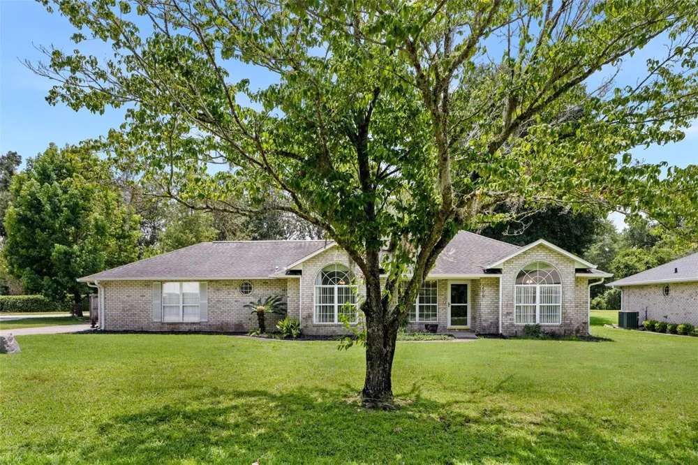 200 NW CHARLOTTE GLEN Lake City, FL 32055