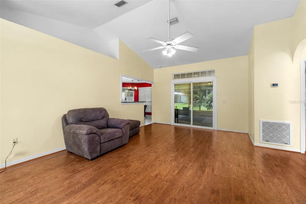 200 NW CHARLOTTE GLEN Lake City, FL 32055