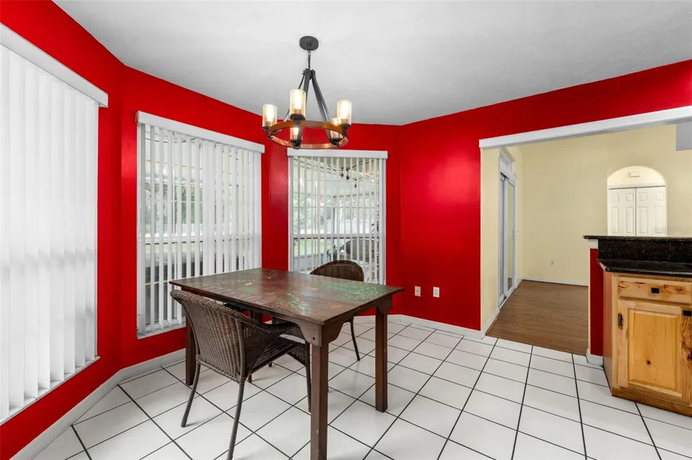200 NW CHARLOTTE GLEN Lake City, FL 32055