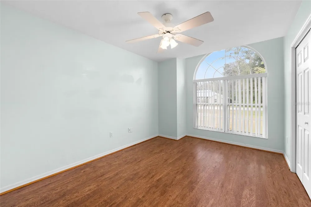 200 NW CHARLOTTE GLEN Lake City, FL 32055