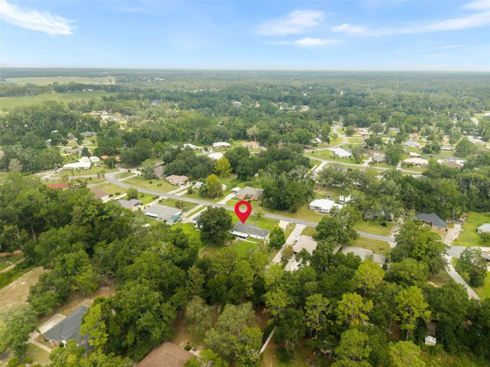 200 NW CHARLOTTE GLEN Lake City, FL 32055