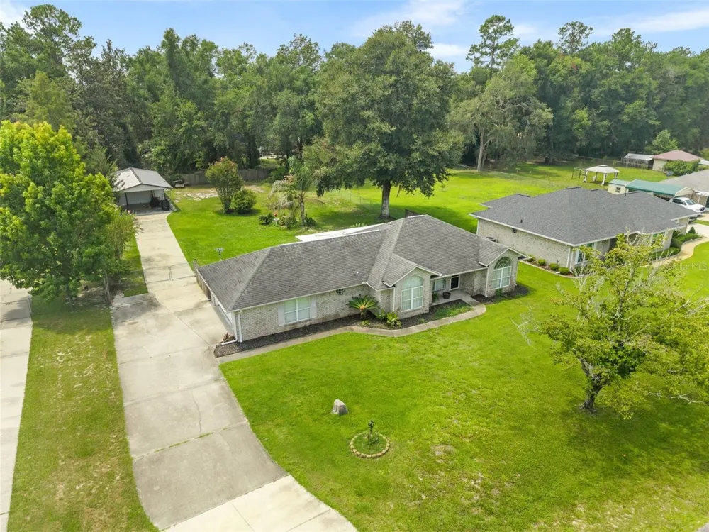 200 NW CHARLOTTE GLEN Lake City, FL 32055