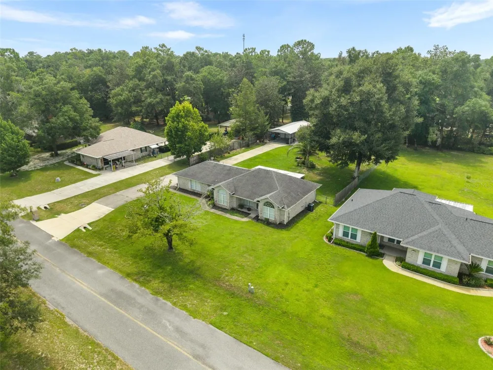 200 NW CHARLOTTE GLEN Lake City, FL 32055