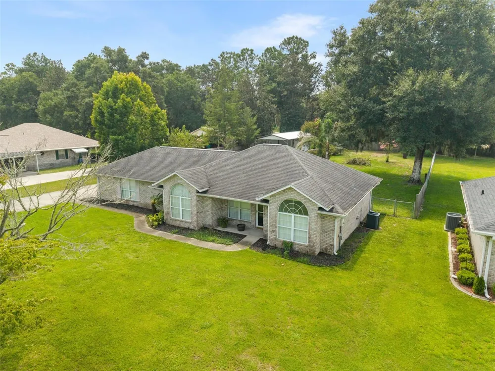 200 NW CHARLOTTE GLEN Lake City, FL 32055