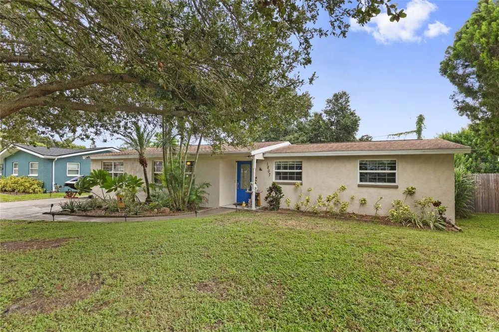 1807 CARLTON DRIVE Clearwater, FL 33759