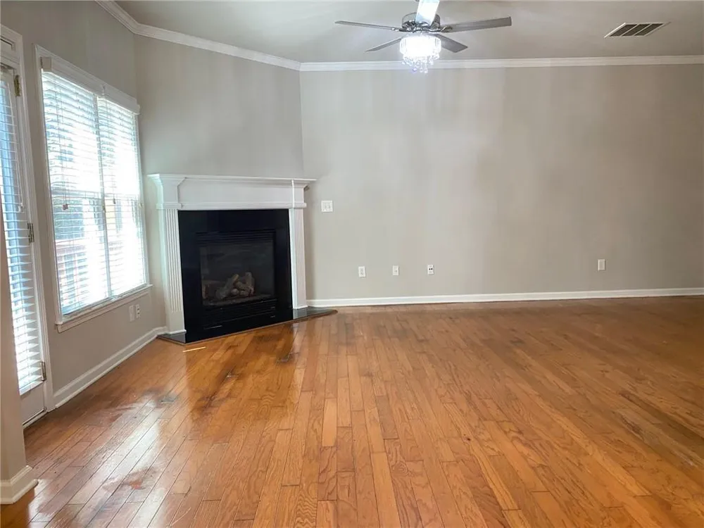 1664 OAKBROOK LAKE DRIVE Norcross, GA 30093