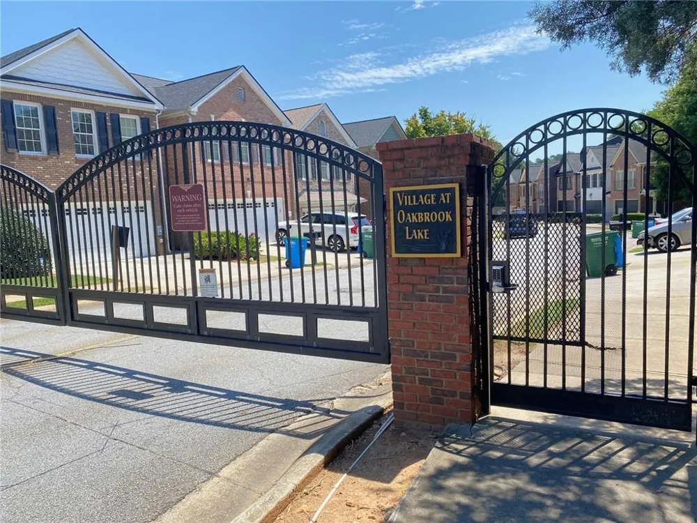 1664 OAKBROOK LAKE DRIVE Norcross, GA 30093