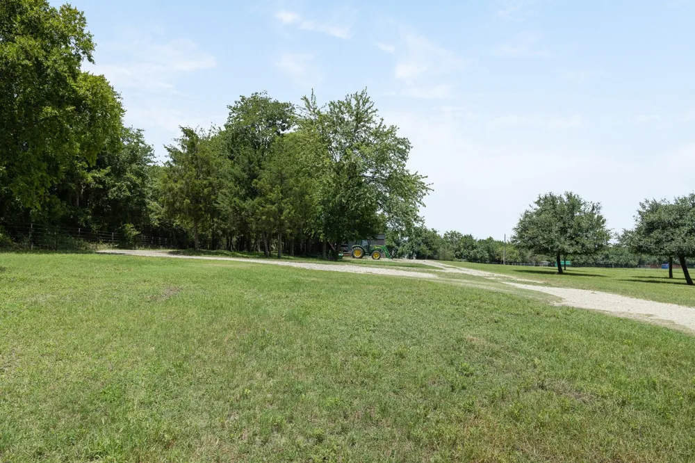 3738 County Road 222 Anderson, TX 77830