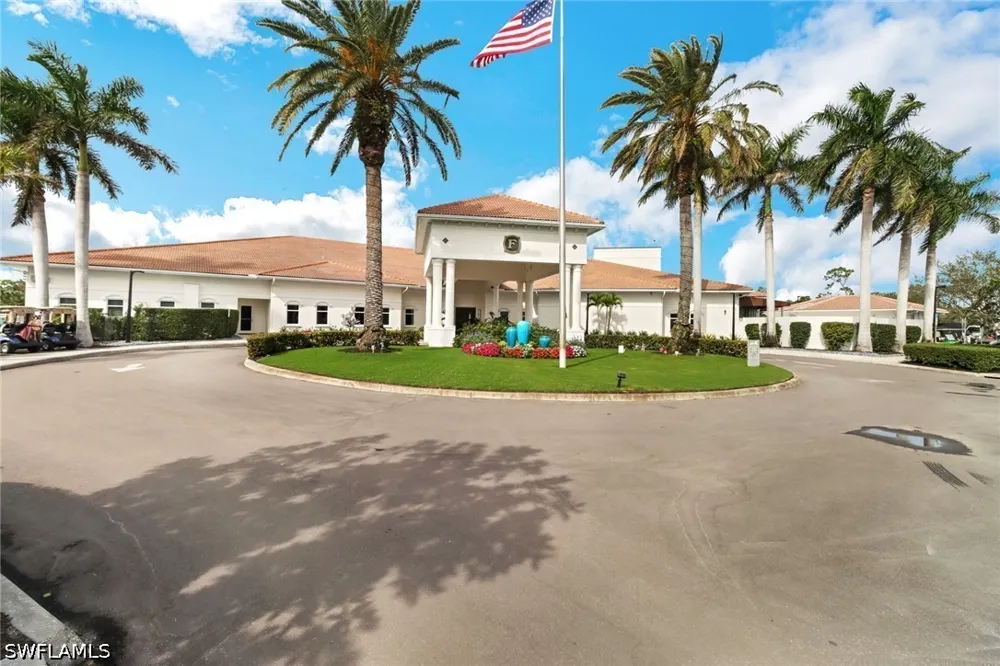 Fox Hollow Drive #508 Naples, FL 34104