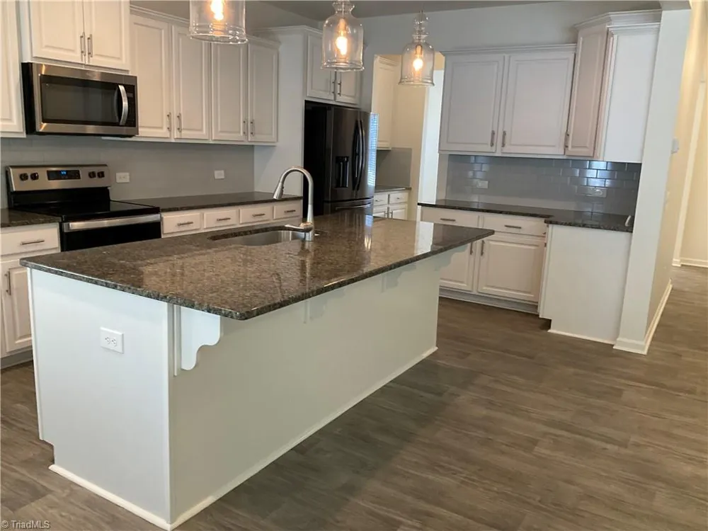 4622 Wesmar Court Pfafftown, NC 27040