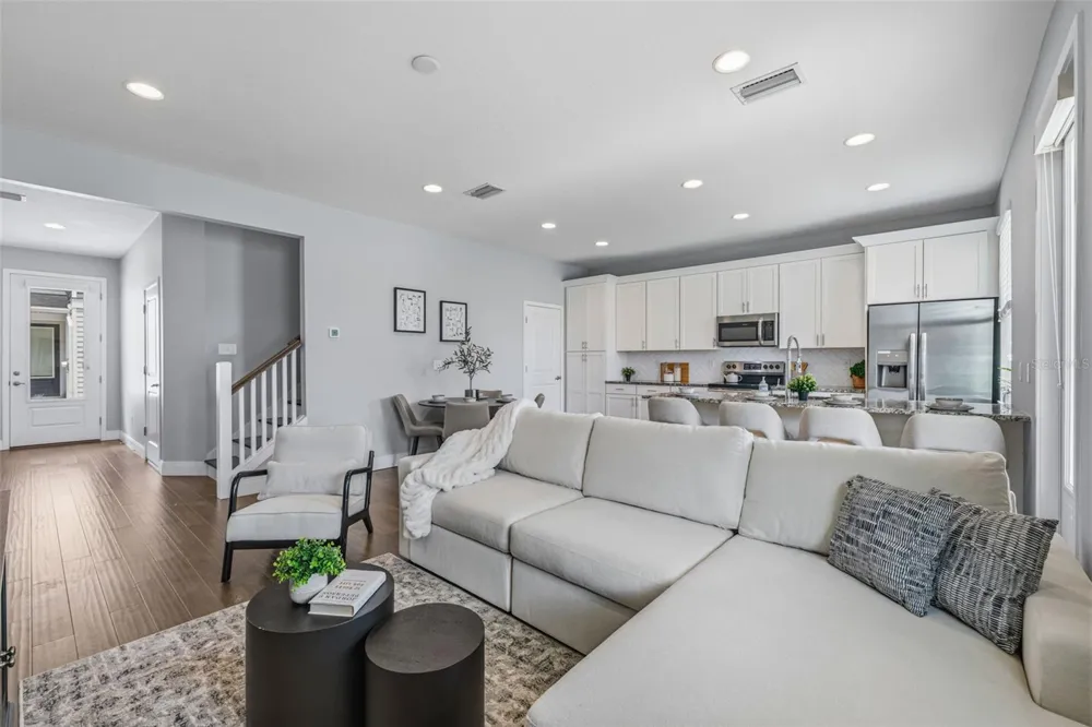 6621 S MANHATTAN AVENUE #2 Tampa, FL 33616