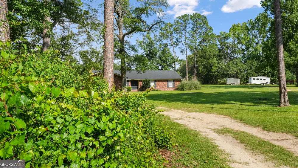212 Linwood RD Jesup, GA 31545