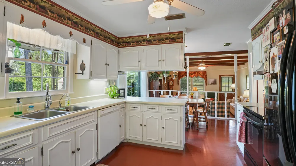 212 Linwood RD Jesup, GA 31545