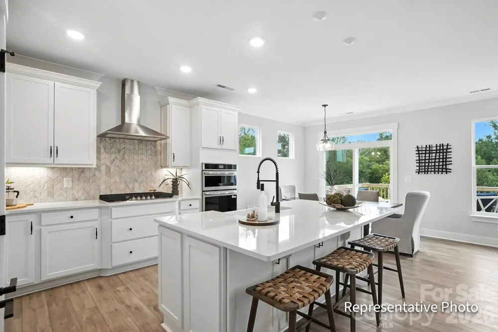 6022 New River Drive Huntersville, NC 28078