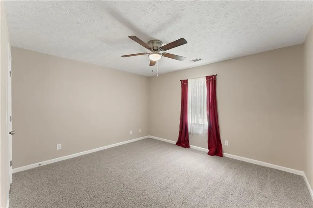 1194 Foster Road Statham, GA 30666