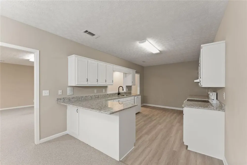 1194 Foster Road Statham, GA 30666