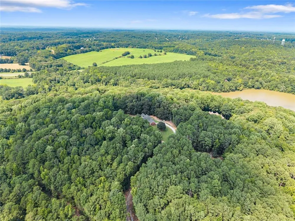 1194 Foster Road Statham, GA 30666