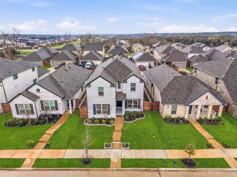 1908 Twisted Tree Lane Mesquite, TX 75181