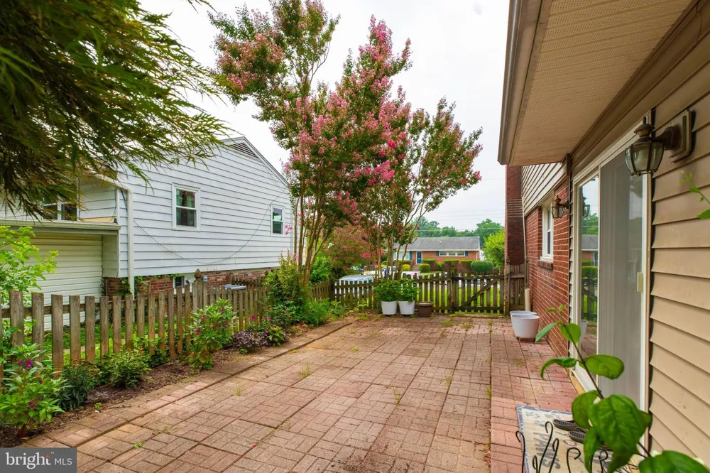 7108 LANIER STREET Annandale, VA 22003