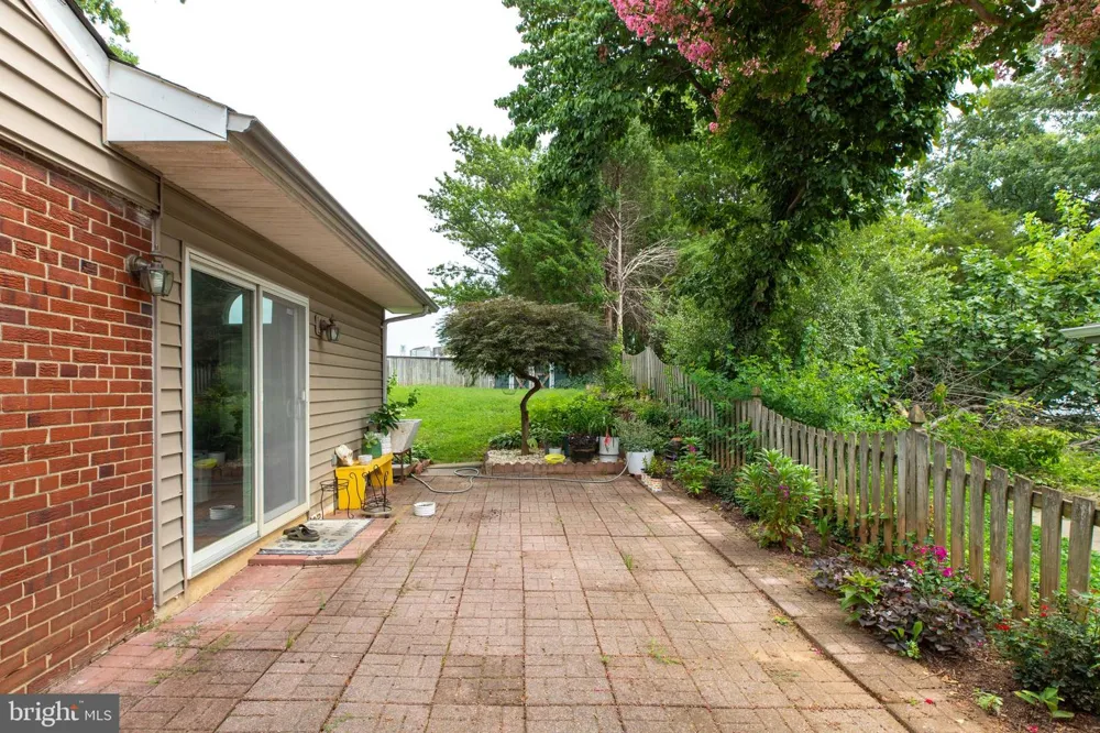 7108 LANIER STREET Annandale, VA 22003