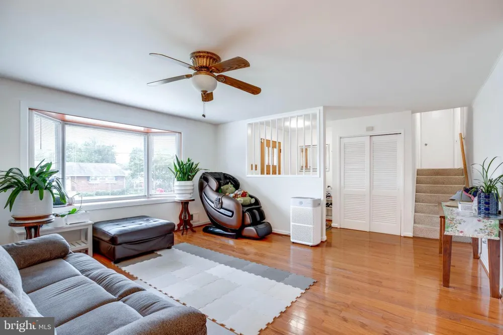 7108 LANIER STREET Annandale, VA 22003