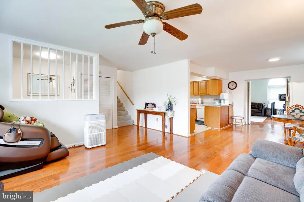 7108 LANIER STREET Annandale, VA 22003