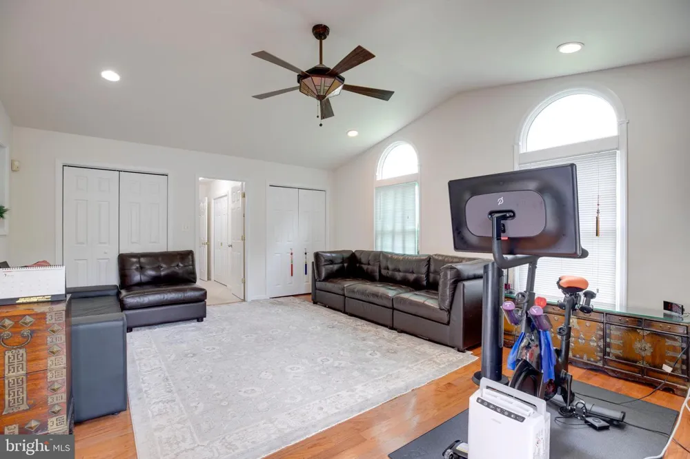 7108 LANIER STREET Annandale, VA 22003