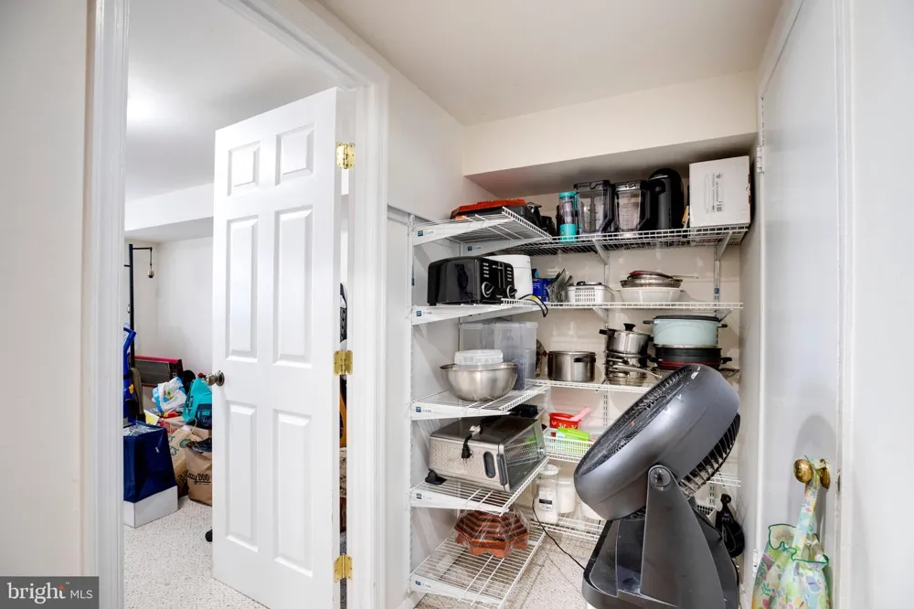 7108 LANIER STREET Annandale, VA 22003