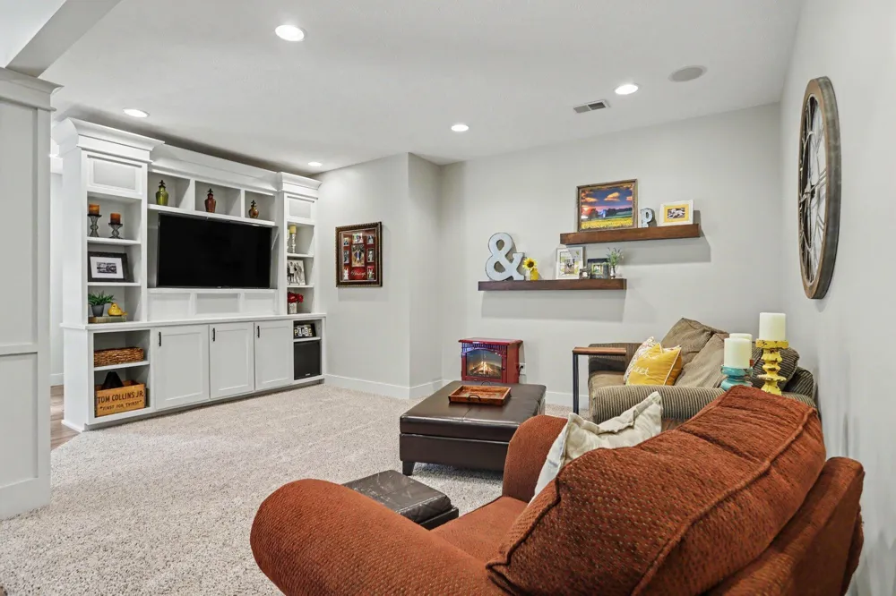 24226 Hemingway Street Mattawan, MI 49071
