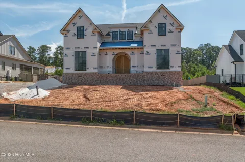 3104 Carillon Way