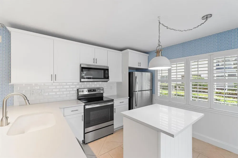 2406 SW Danbury Lane Palm City, FL 34990