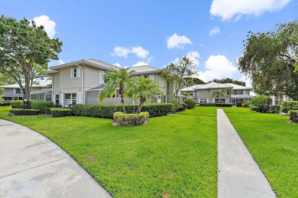 2406 SW Danbury Lane Palm City, FL 34990