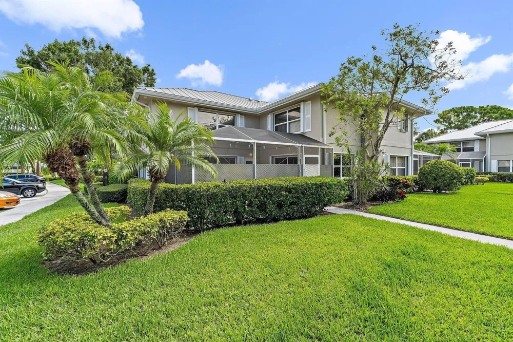 2406 SW Danbury Lane Palm City, FL 34990