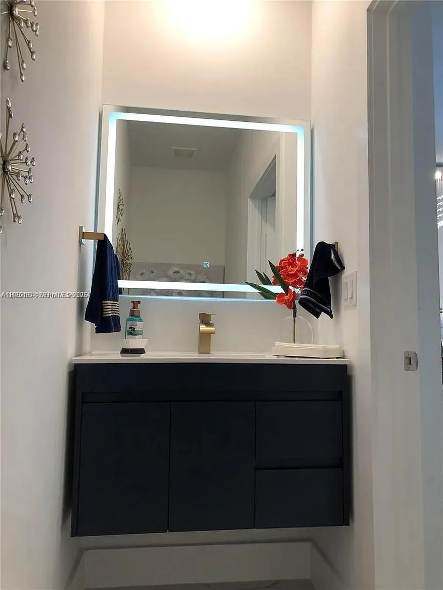 10162 SW 228th Ter Miami, FL 33190