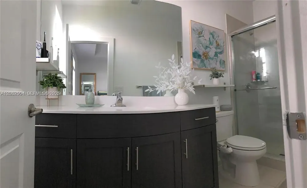 10162 SW 228th Ter Miami, FL 33190