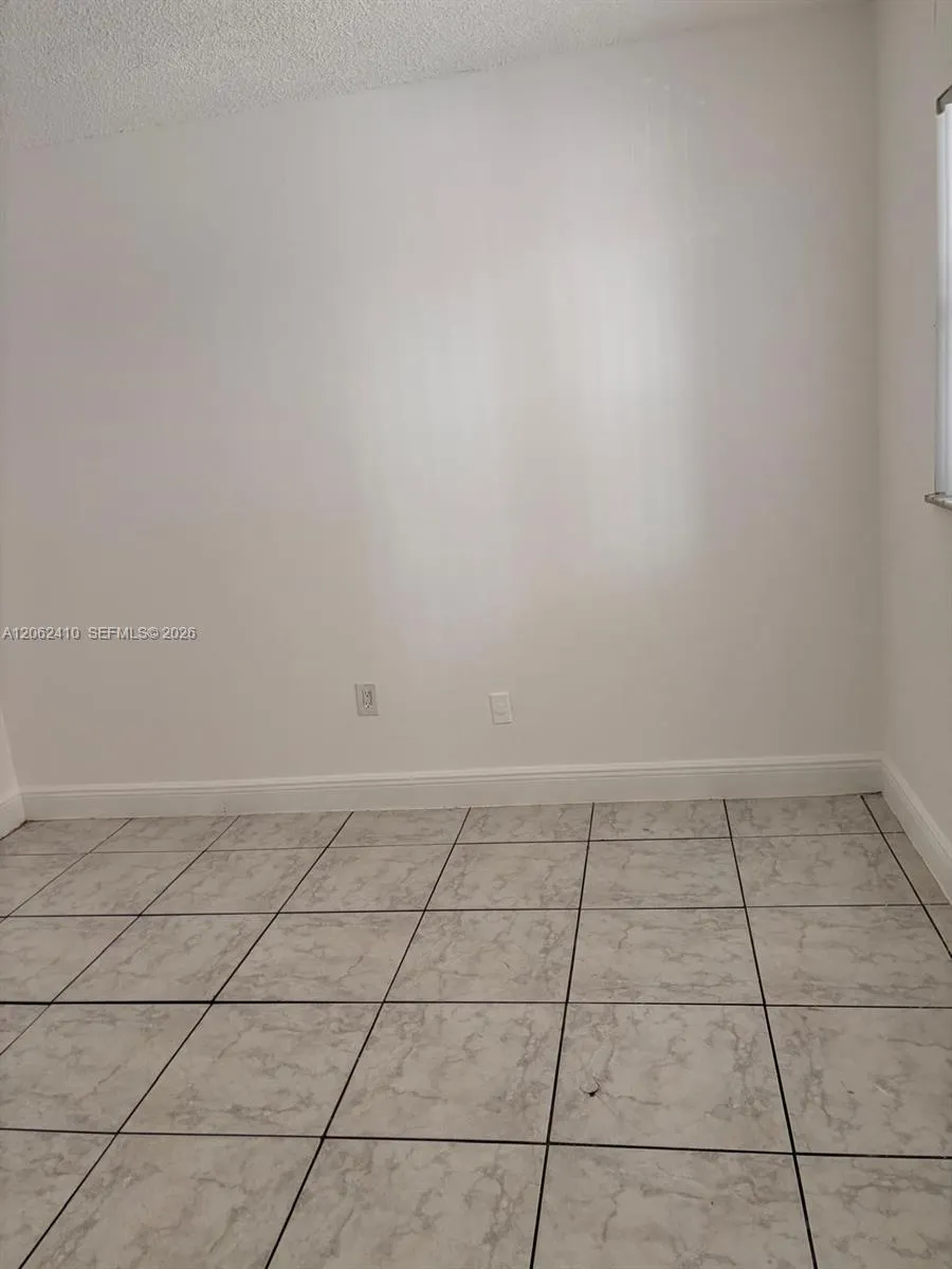 19851 SW 114th Ave #207 Miami, FL 33157