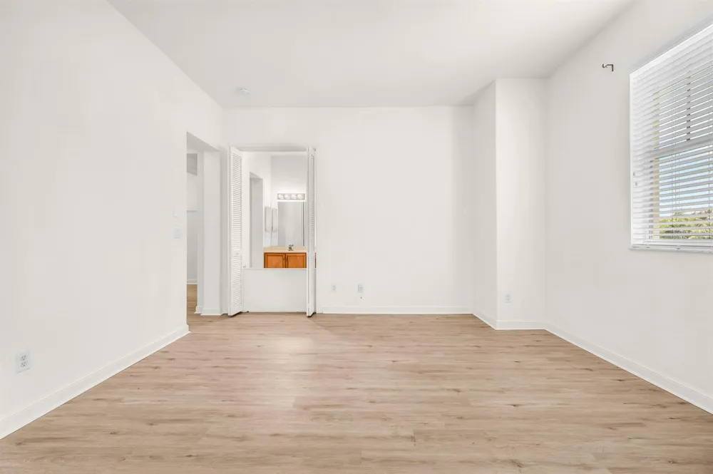 669 Pacific Grove Drive #2 West Palm Beach, FL 33401