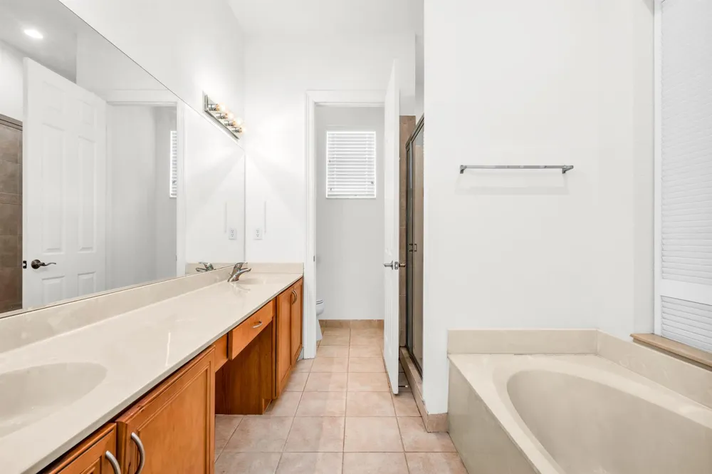 669 Pacific Grove Drive #2 West Palm Beach, FL 33401