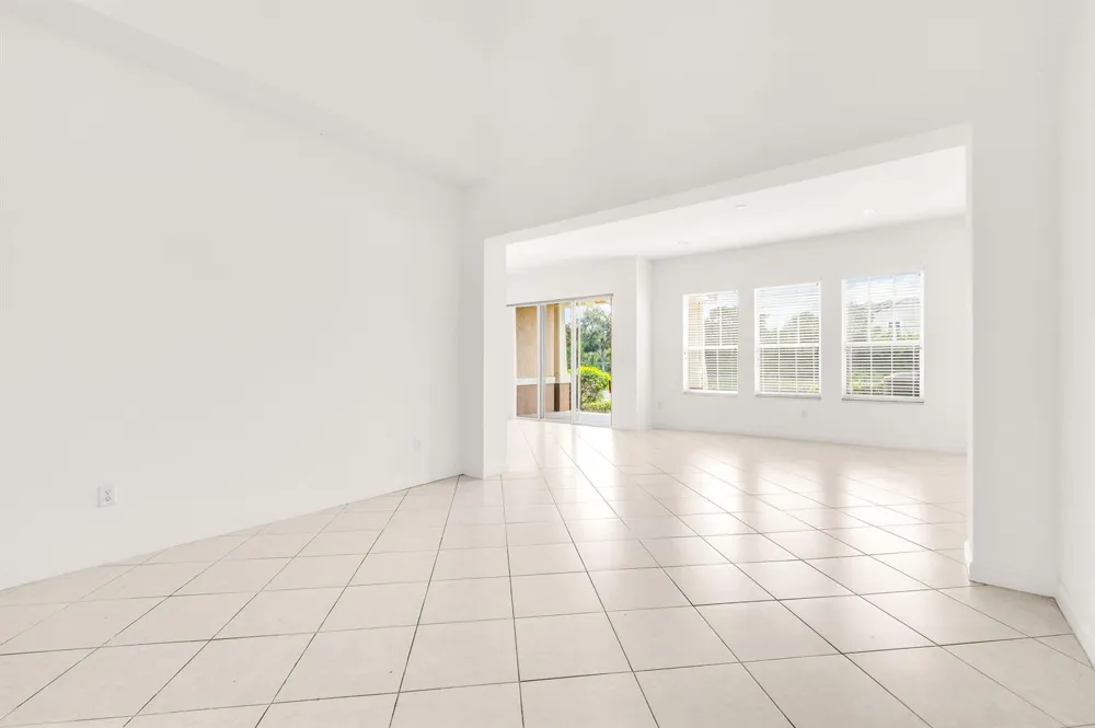 669 Pacific Grove Drive #2 West Palm Beach, FL 33401