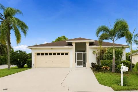 1490 Fairway Circle