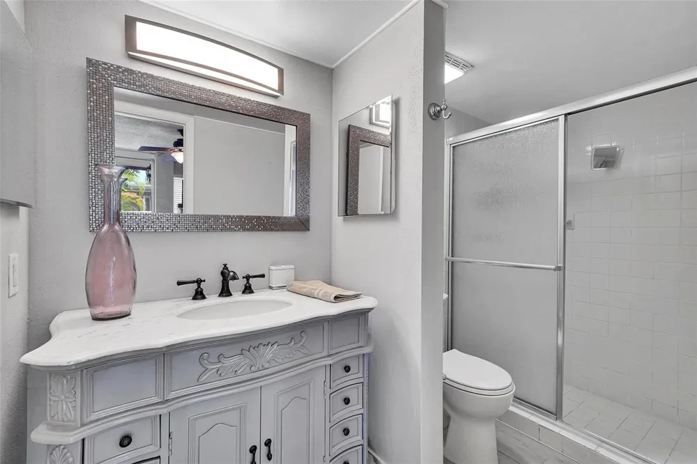 670 Kensington Place #5B Wilton Manors, FL 33305