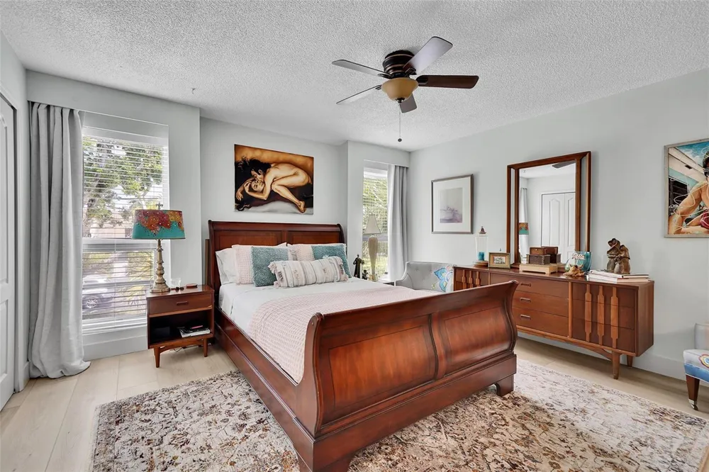 670 Kensington Place #5B Wilton Manors, FL 33305