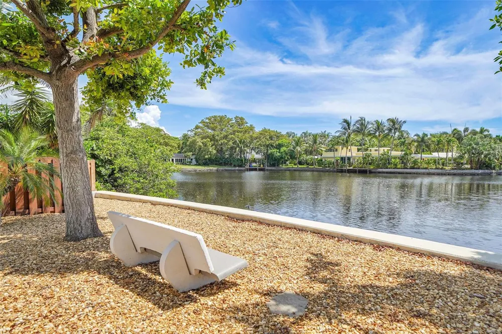 670 Kensington Place #5B Wilton Manors, FL 33305