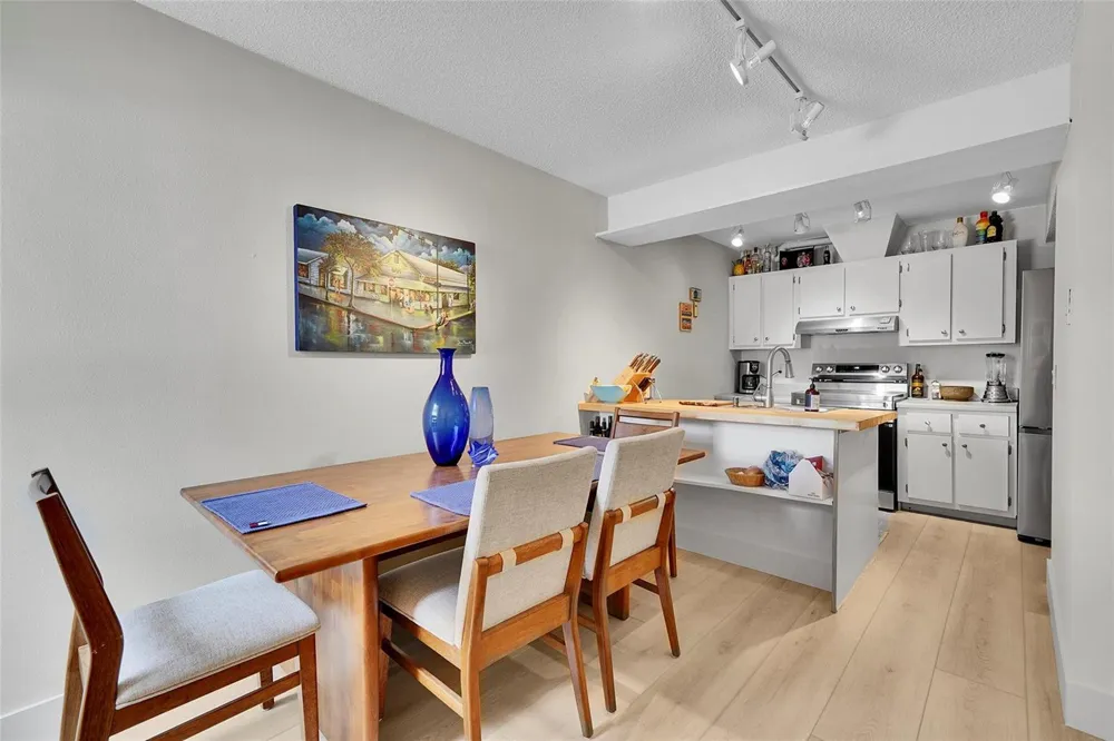 670 Kensington Place #5B Wilton Manors, FL 33305