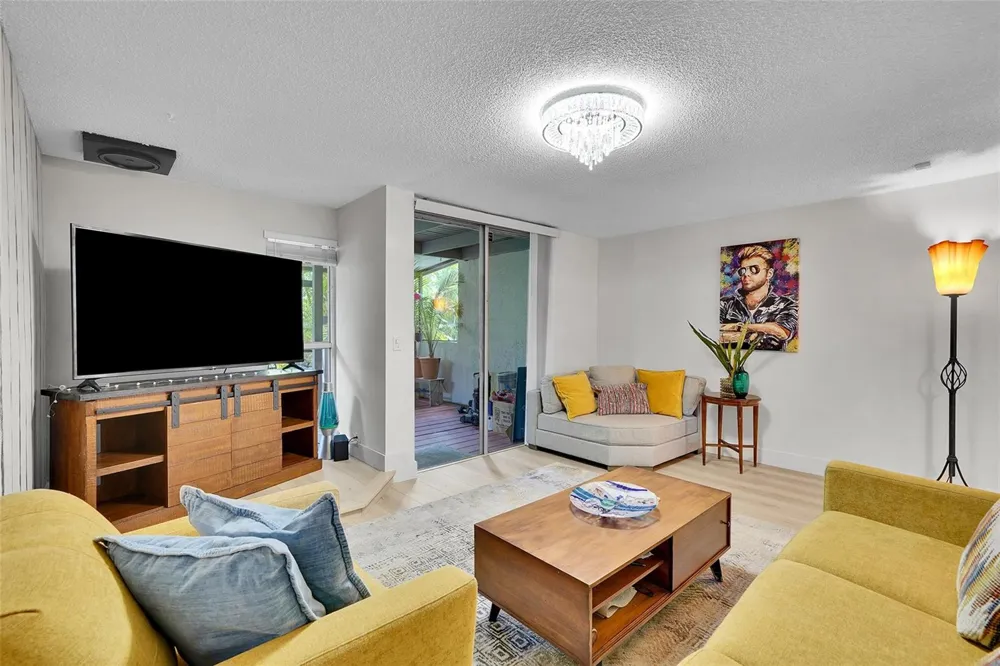 670 Kensington Place #5B Wilton Manors, FL 33305