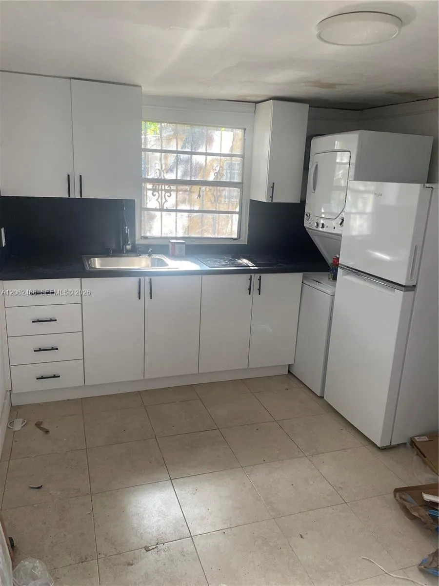 9380 W Flagler St #217B Miami, FL 33174