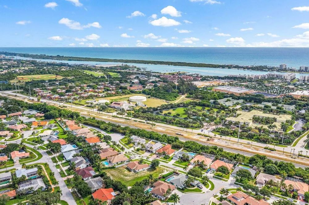 596 Cypress Drive Tequesta, FL 33469