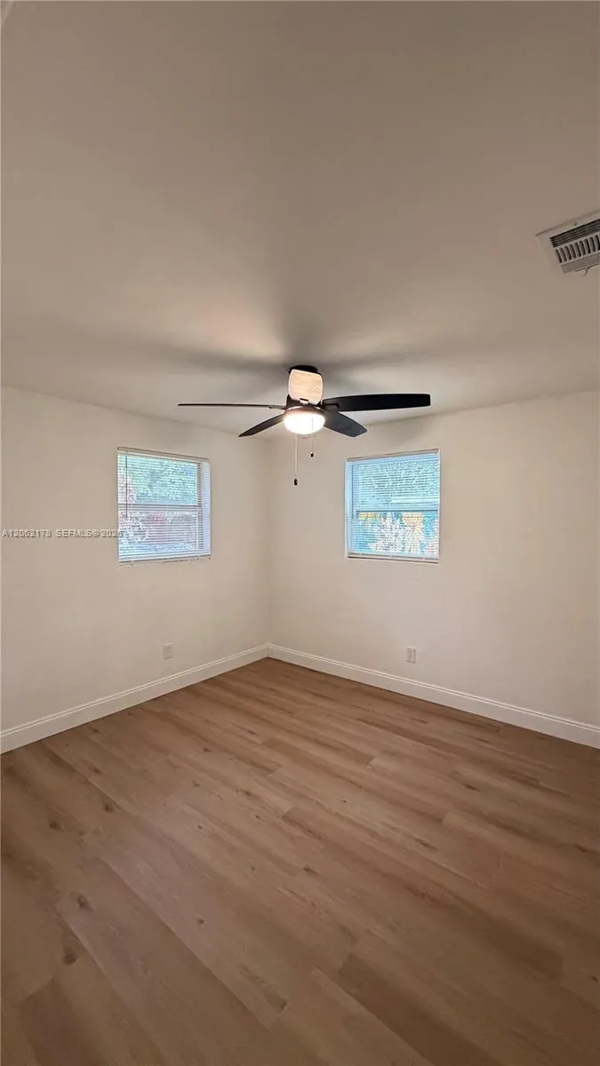 800 Mary St Daytona, FL 32132